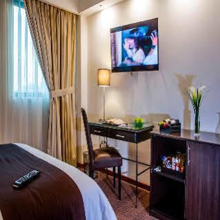 El Polo & Hotel 5*