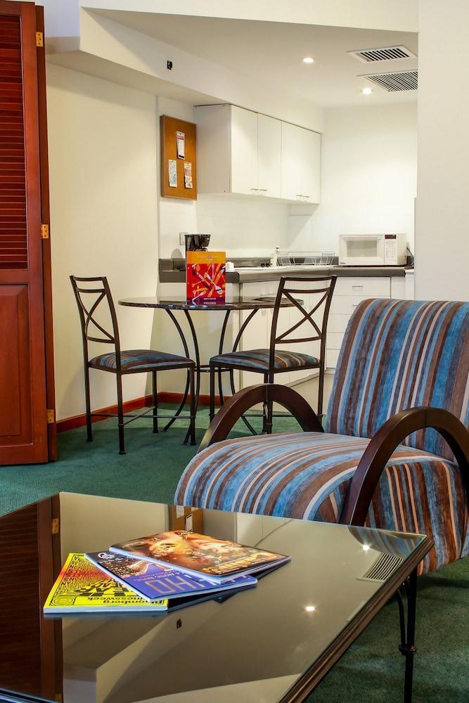 El Polo Hotel&suites Hotel