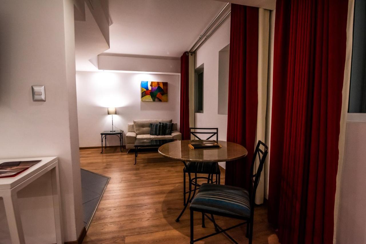 El Polo Hotel&suites